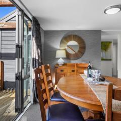*** LAKE VILLA 460 ***
