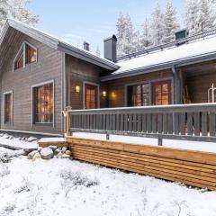 Holiday Home Pyhänkarhu 1 by Interhome