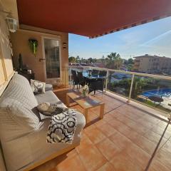 ACOGEDOR APARTAMENTO CON TERRAZA Y VISTAS AL JARDIN