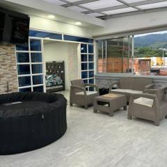 Queen travel apartment