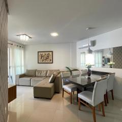 1135 Apartamento na Praia de BOMBINHAS CENTRO 20 M da Avenida Principal