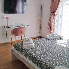 Roberta Rome Vatican Flat