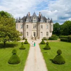 Grand Château Renaissance avec Parc, Piscine et Activités, Rénové en 2023 - FR-1-410-389