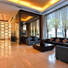 Hundred Centuries Hotel