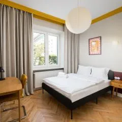 Hala Mirowska Spacious Apartment