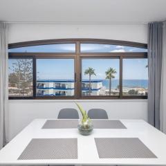 Lightbooking San Agustin Montenegro vista mar