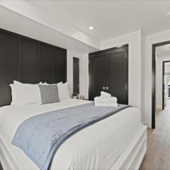 Luxury 171-7 Condos with Magnificent Lakeviews