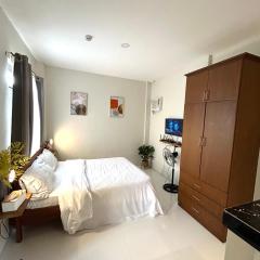 Henry residences Apartment Studio type close to SM, Walking St, Airport
