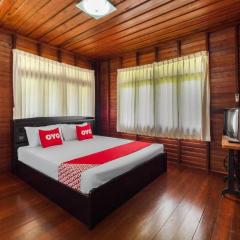 OYO 1143 Phet Luran Thai Resort Kohchang