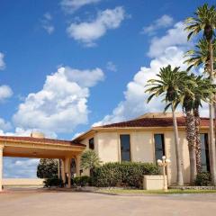 Super 8 by Wyndham Corpus Christi Northwest