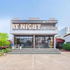 OYO 650 At Night Pranburi