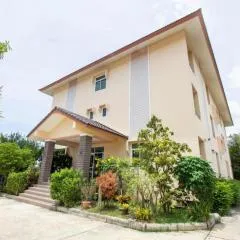 OYO 904 Mai Thai Place