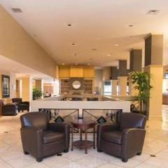 Adam's Mark Hotel & Conference Center