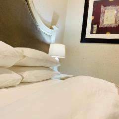 Two bedroom apartment in Sandton 2,5km from Sandton city