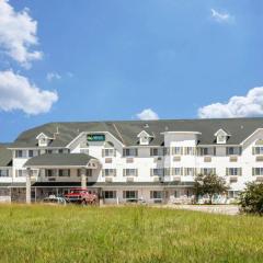 Quality Inn & Suites Lincoln North