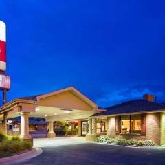Quality Inn & Suites Detroit Lakes