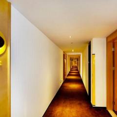 7 Days Premium Tangshan Railway Station Jiaotong University