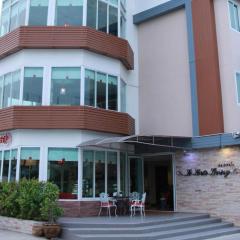 Hotel Le Lerts Living