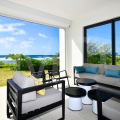 White&Blue Beachfront Luxury Poste Lafayette