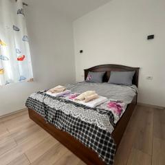 Gardenhouse2