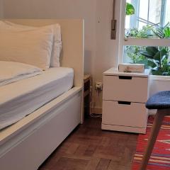 Cozy Room near Airport , Metro and Train Station