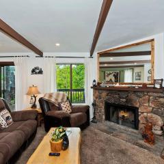 Charming Condo W I Hot Tub & Pet Friendly