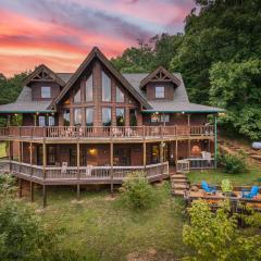 Sky High Lodge by BK Stays. Large Cabin. Amazing Views. Game Room. Jacuzzi. Six Bedrooms. Sleeps 12