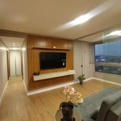 Lindo Apto Completo 3 Quartos com Ar Condicionado