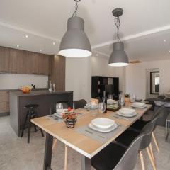 Apartments Marti - Three Bedroom Apartment with Balconies and Sea View - ST