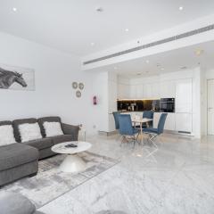 Chic 1Bedroom Apartment Perfect Blend of Style and Comfort