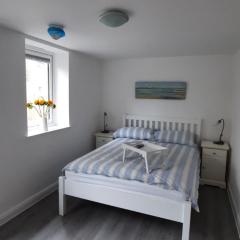 Seventy Seven Guest Suite