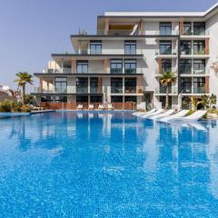 Waves - Elegant Oxford 212 Studio in JVC with City Views