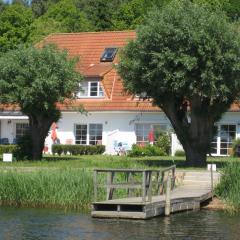 Fährhaus Nr 12 mit Sauna- und Schwimmbadnutzung im AHOI Erlebnisbad Sellin