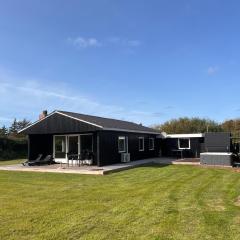 Lovely Newly Renovated Holiday House - 1005