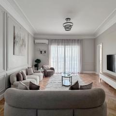 Luxury 5-Star Apartment, Prime Nile View