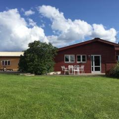 LANDSTED nær HAV og BY - aktiv og rekreativ ferie