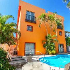 Siesta Key Village, Heated Pool, Beach Access 4 min Walk, 3bdr