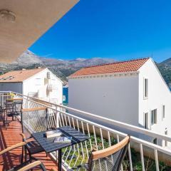 Apartment Bobi - Three Bedroom Apartment with Balcony and Sea View