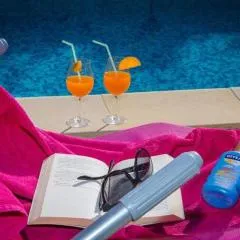 Villa Roza- Two-Bedroom Apartment