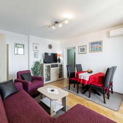 Blue Harmony Sea View Apartment - Two Bedroom Apartment with Balcony and Sea View