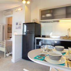 Apartments & Room Vesna - Studio Apartment with Terrace and Sea View