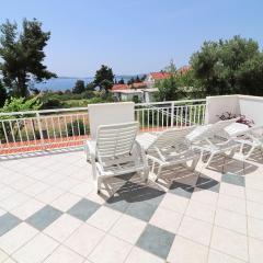 Apartments Villa Michele-Three Bedroom Apartment with Terrace Mandarin