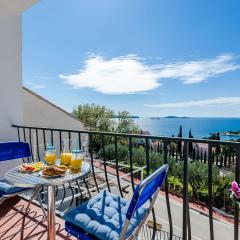 Apartments Knego - Comfort One Bedroom Apartment with Balcony and Sea View