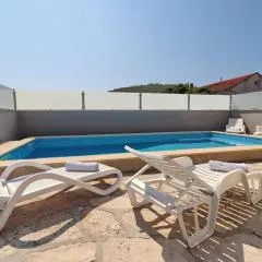 Villa Ivana - Three-Bedroom Villa with Private Pool
