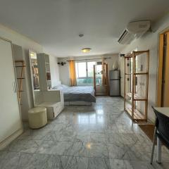 Lumpini place sathorn condo