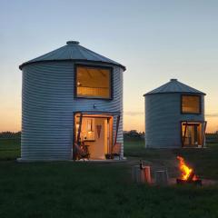 Clark Farm Silos - 5 Silo Mountain View Retreat