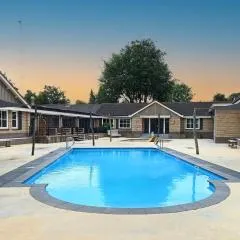 Holiday Home in Friesland with Jetty