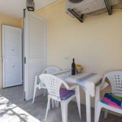 Apartments Djurkovic - Deluxe One-Bedroom Apartment with Balcony and Garden View