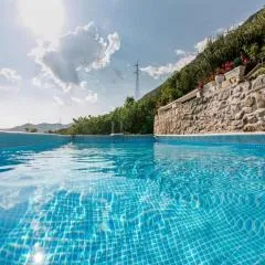 Cottage Ciara - One bedroom Holiday Home with pool and sea view