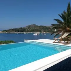 Villa Mirjana - Studio Apartment with Terrace and Sea View Bogumila